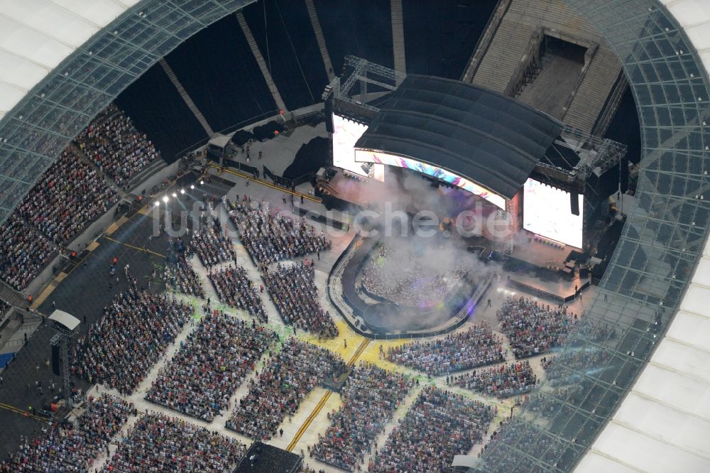 Berlin aus der Vogelperspektive: Helene Fischer - Konzert auf dem Sportstätten-Gelände der Arena des Olympiastadion in Berlin