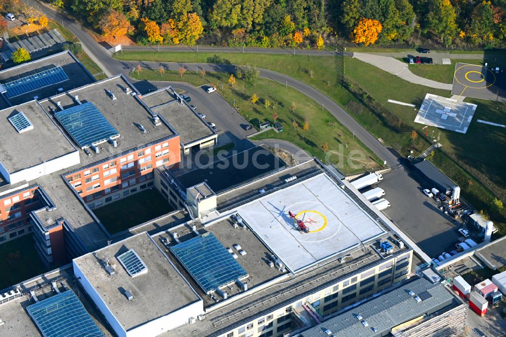 Berlin aus der Vogelperspektive: Helikopter- Landeplatz im Ortsteil Buch in Berlin, Deutschland