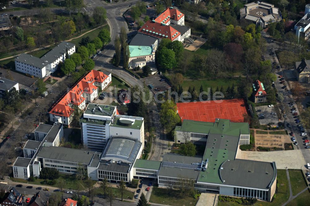 Luftaufnahme Berlin Dahlem - Henry Ford Bau Freie Universität Berlin