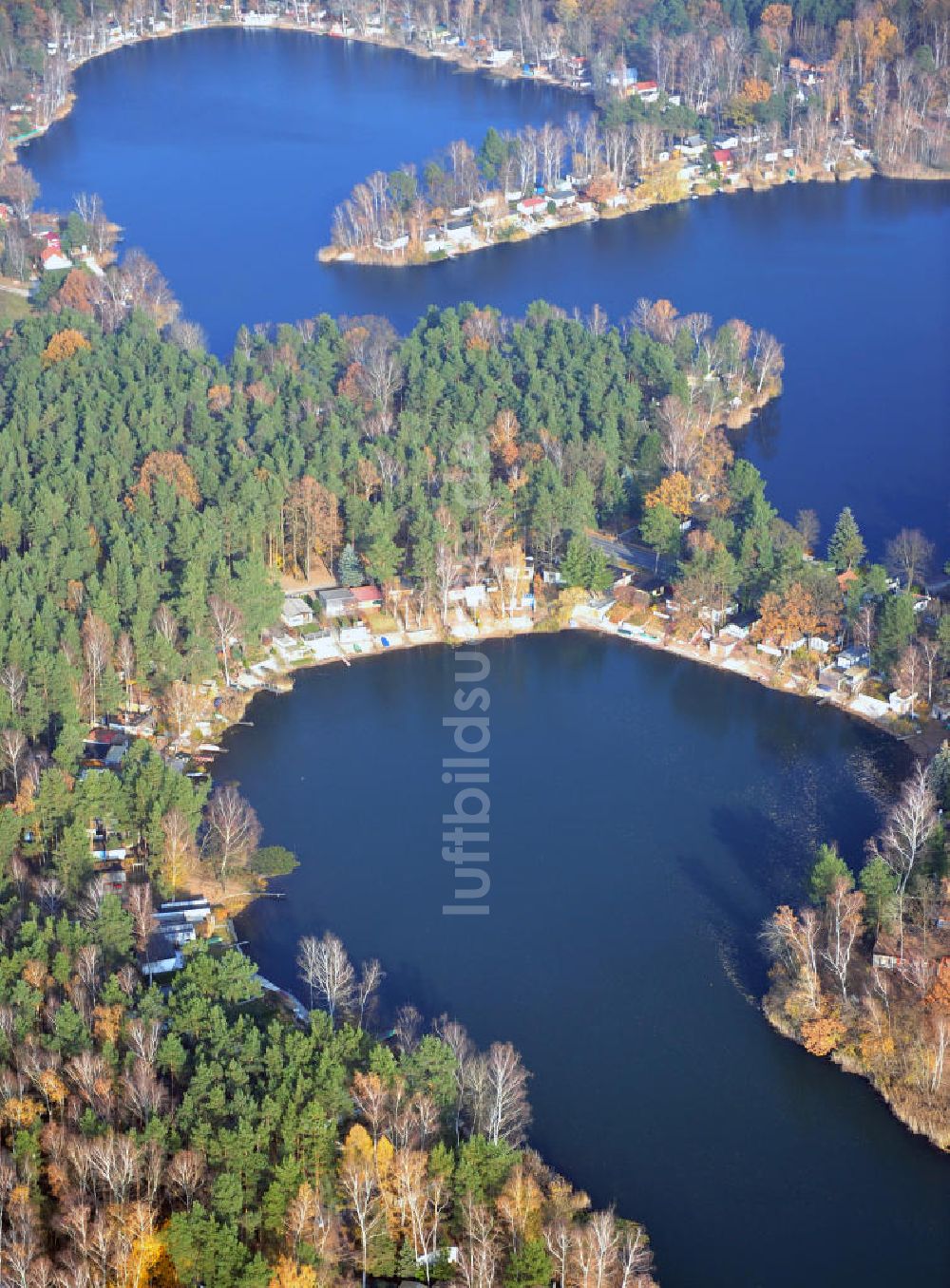 Schönborn OT Lindena aus der Vogelperspektive: Herbstlandschaft mit See bei Lindena