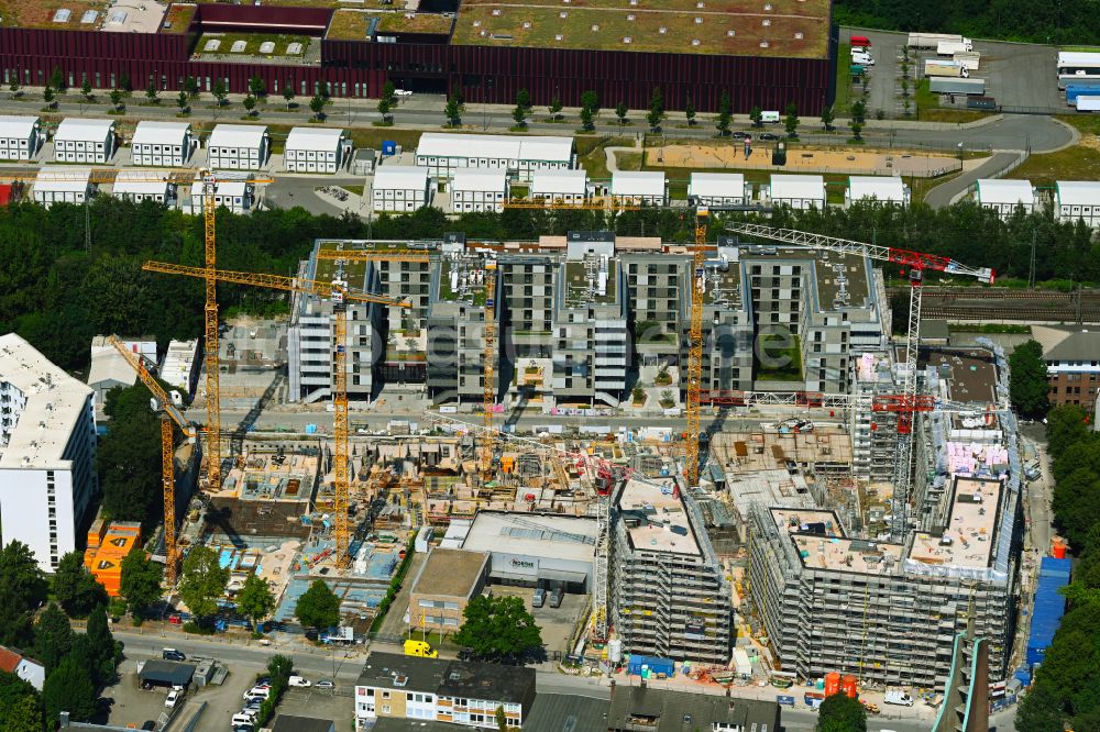 Luftaufnahme Hamburg - Herbstluftbild Baustellen zum Neubau eines Stadtquartiers an der Billhorner Kanalstraße in Hamburg, Deutschland