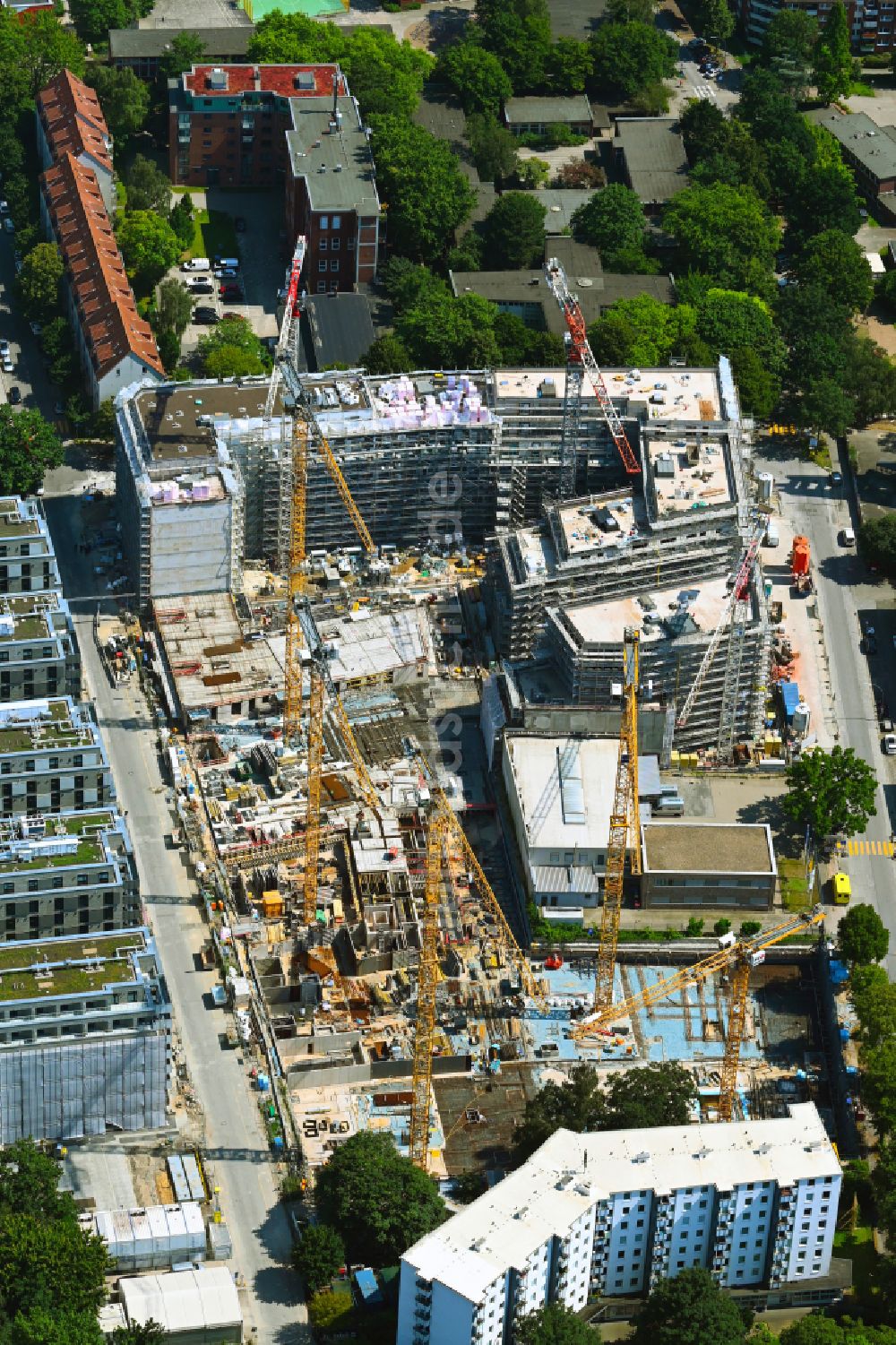 Luftbild Hamburg - Herbstluftbild Baustellen zum Neubau eines Stadtquartiers an der Billhorner Kanalstraße in Hamburg, Deutschland