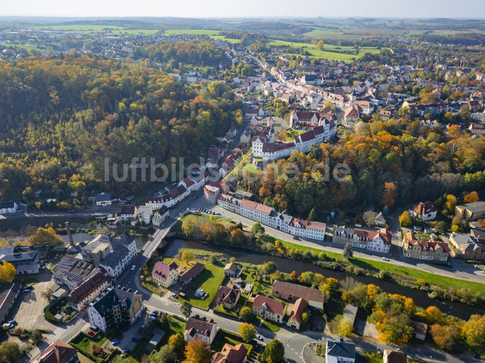 Luftbild Nossen - Herbstluftbild Burganlage des Schloss Nossen in Nossen im Bundesland Sachsen, Deutschland