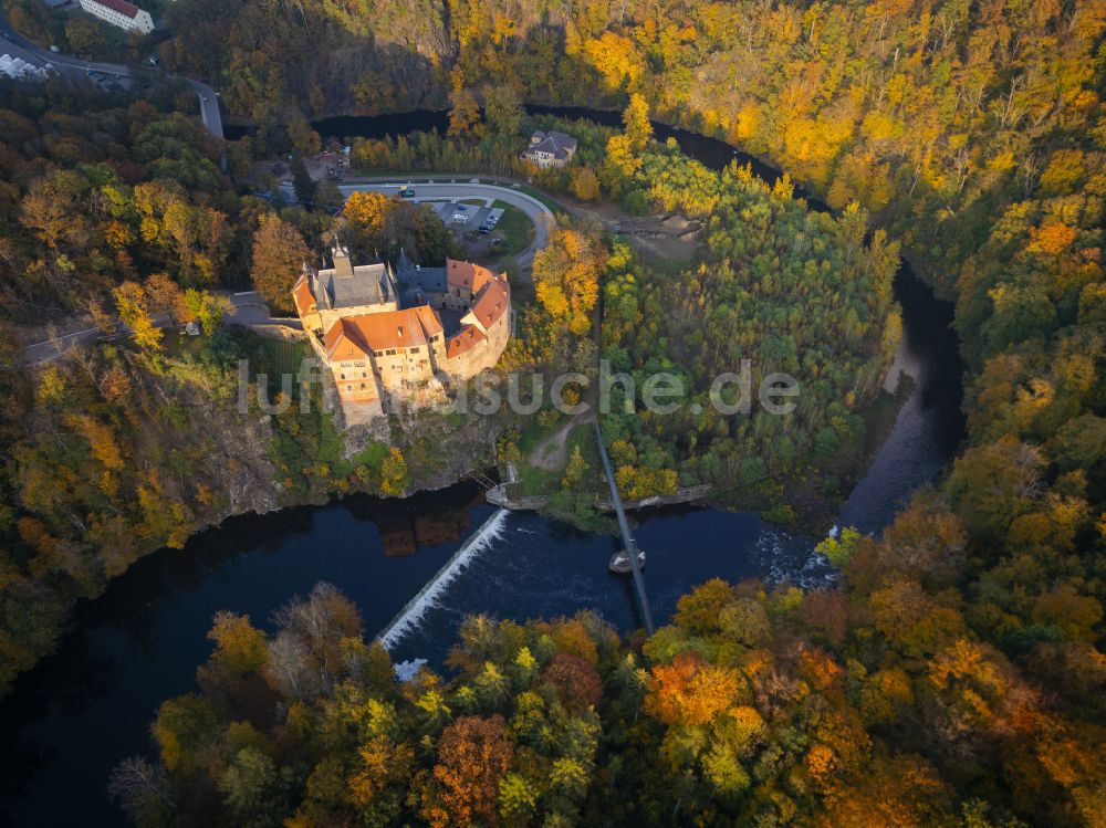 Luftbild Kriebstein - Herbstluftbild Burgmauern in Kriebstein im Bundesland Sachsen, Deutschland