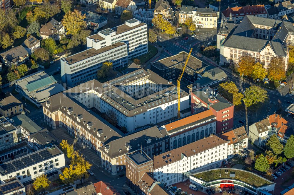 Luftaufnahme Hamm - Herbstluftbild Justizvollzugsanstalt JVA im Ortsteil Heessen in Hamm im Bundesland Nordrhein-Westfalen, Deutschland
