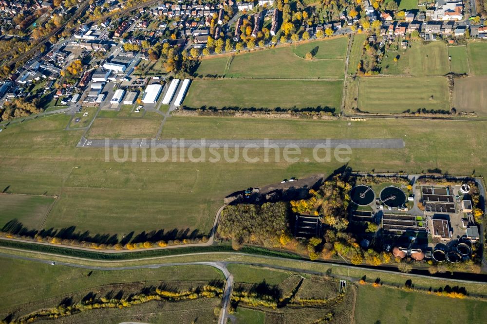 Luftaufnahme Hamm - Herbstluftbild Klärwerks- Becken und Reinigungsstufen Kläranlage Hamm-Mattenbecke in Hamm im Bundesland Nordrhein-Westfalen, Deutschland