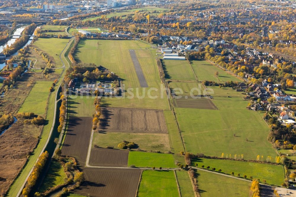 Luftaufnahme Hamm - Herbstluftbild Klärwerks- Becken und Reinigungsstufen Kläranlage Hamm-Mattenbecke in Hamm im Bundesland Nordrhein-Westfalen, Deutschland