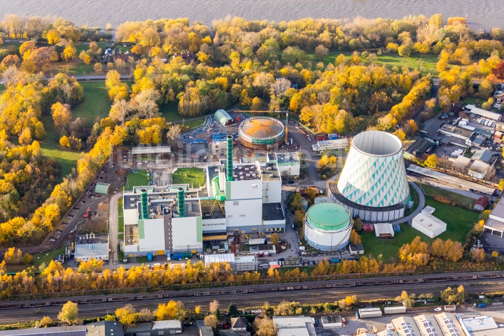 Luftaufnahme Duisburg - Herbstluftbild Kraftwerksanlagen des Heizkraftwerkes der Stadtwerke Duisburg AG HKW III im Ortsteil Wanheim-Angerhausen in Duisburg im Bundesland Nordrhein-Westfalen, Deutschland