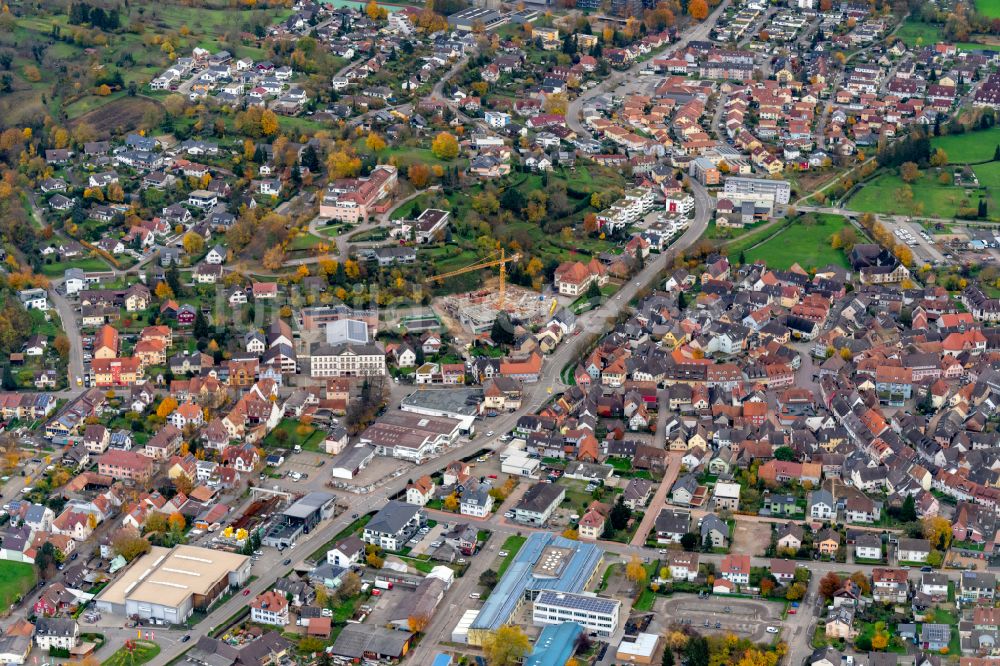 Ettenheim aus der Vogelperspektive: Herbstluftbild Ortsansicht in Ettenheim im Bundesland Baden-Württemberg, Deutschland