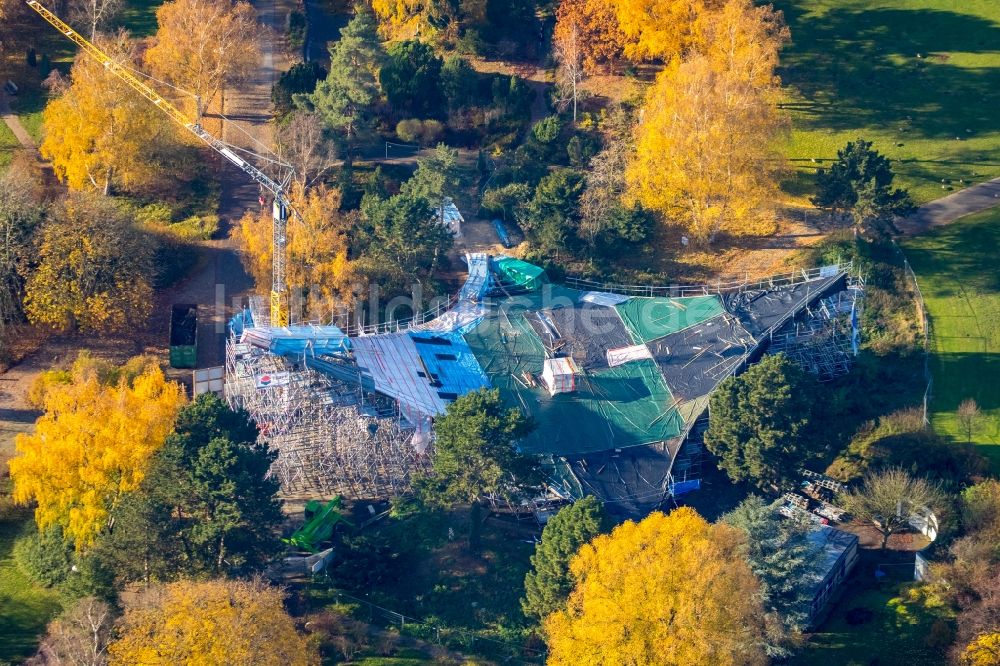 Luftbild Dortmund - Herbstluftbild Sanierung eines Gebäudekomplexes Sonnensegel im Westfalenpark in Dortmund im Bundesland Nordrhein-Westfalen, Deutschland