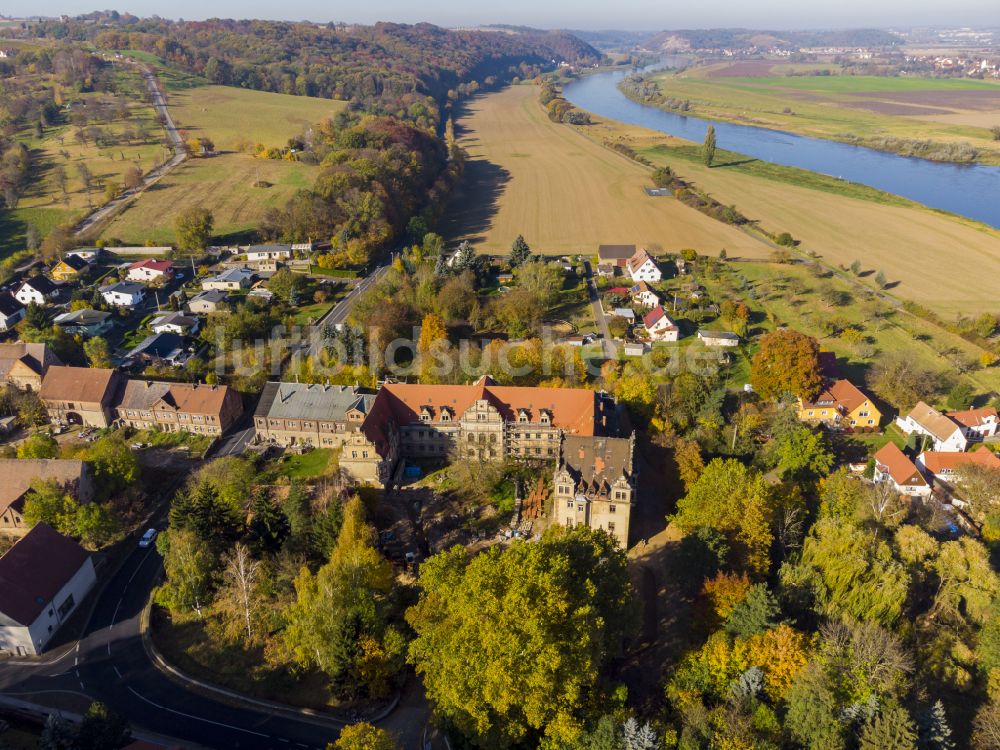 Luftaufnahme Klipphausen - Herbstluftbild Schloss Gauernitz in Gauernitz im Bundesland Sachsen, Deutschland