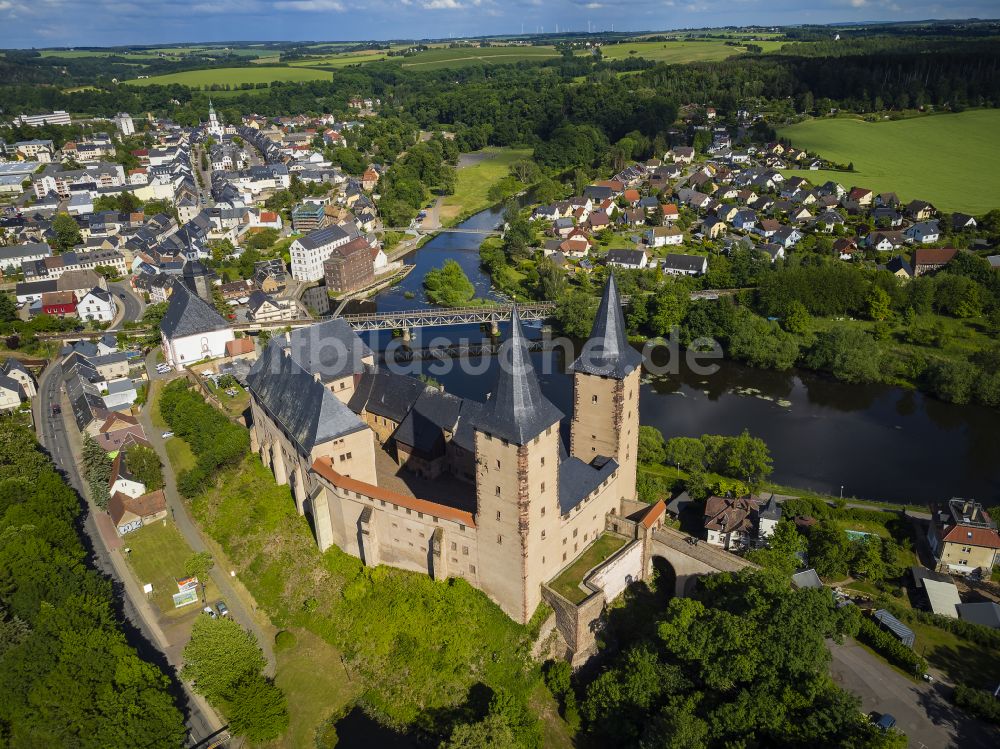 Rochlitz von oben - Herbstluftbild Schloss in Rochlitz im Bundesland Sachsen, Deutschland