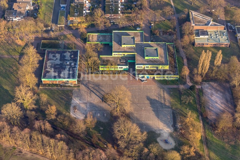 Luftbild Dorsten - Herbstluftbild Schulgebäude der Grüne Schule an der Talaue in Dorsten im Bundesland Nordrhein-Westfalen, Deutschland