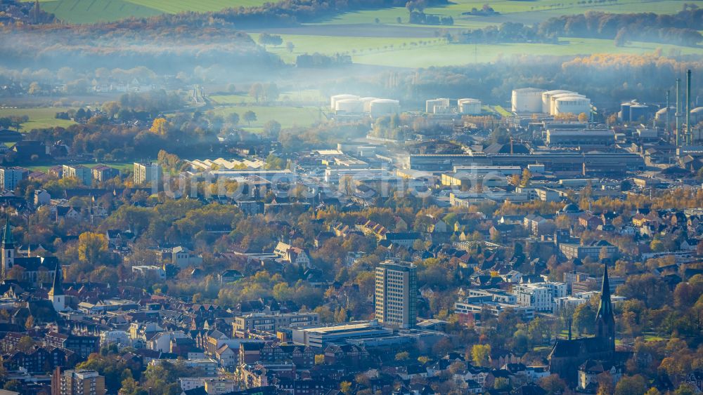 Lünen aus der Vogelperspektive: Herbstluftbild Stadtzentrum im Innenstadtbereich in Lünen im Bundesland Nordrhein-Westfalen, Deutschland