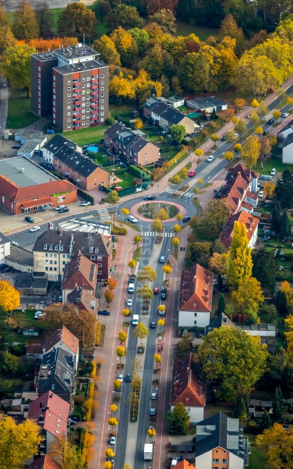 Luftbild Gladbeck - Herbstluftbild der Straßenführung der Horster Straße in Gladbeck im Bundesland Nordrhein-Westfalen, Deutschland