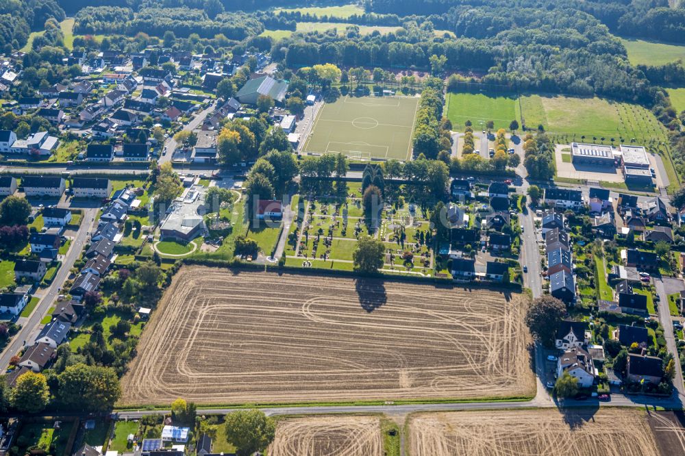 Luftaufnahme Opherdicke - Herbstluftbild Strukturen auf landwirtschaftlichen Feldern in Opherdicke im Bundesland Nordrhein-Westfalen, Deutschland