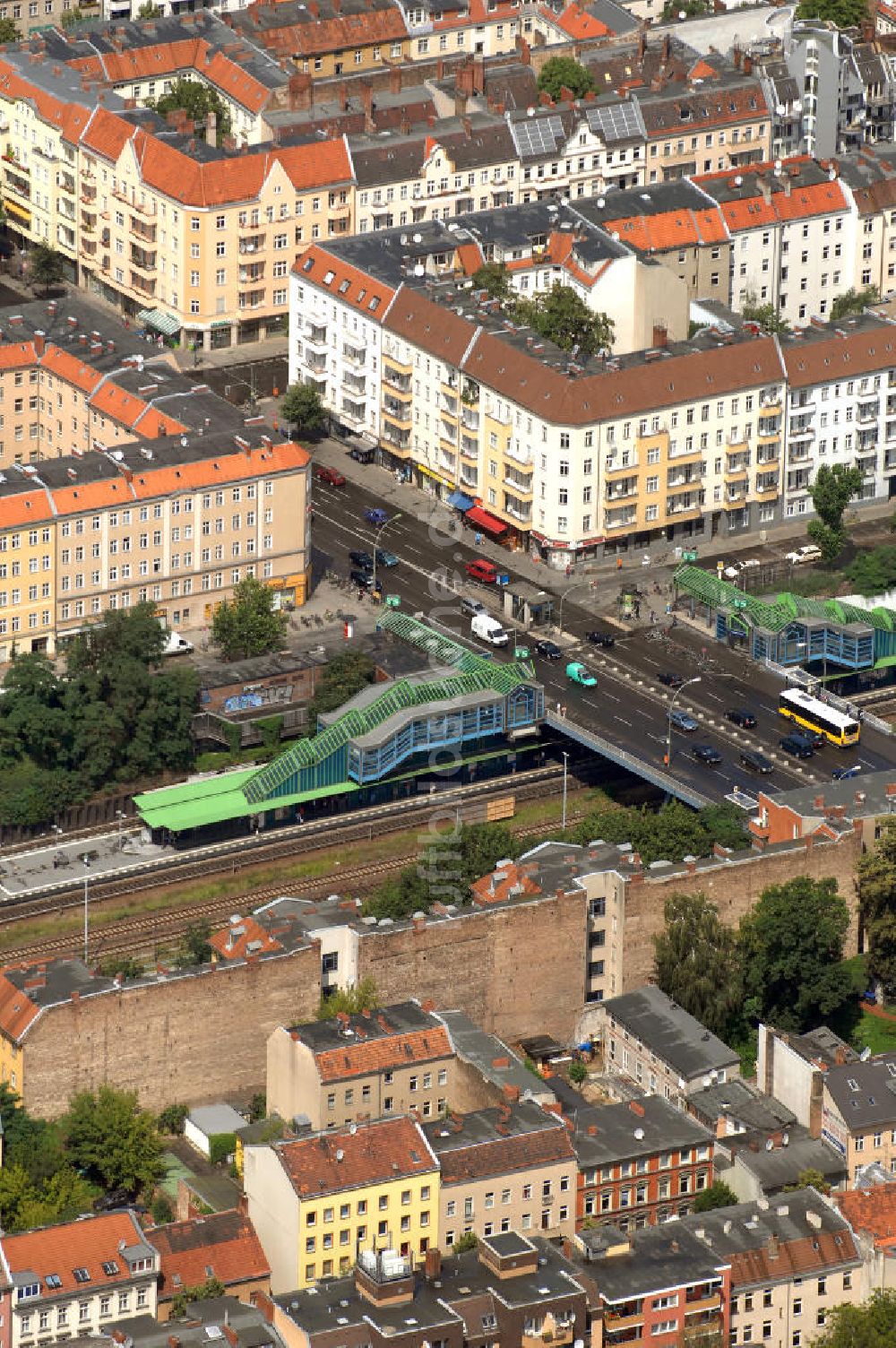 Luftaufnahme Berlin - Hermannbrücke in Neukölln