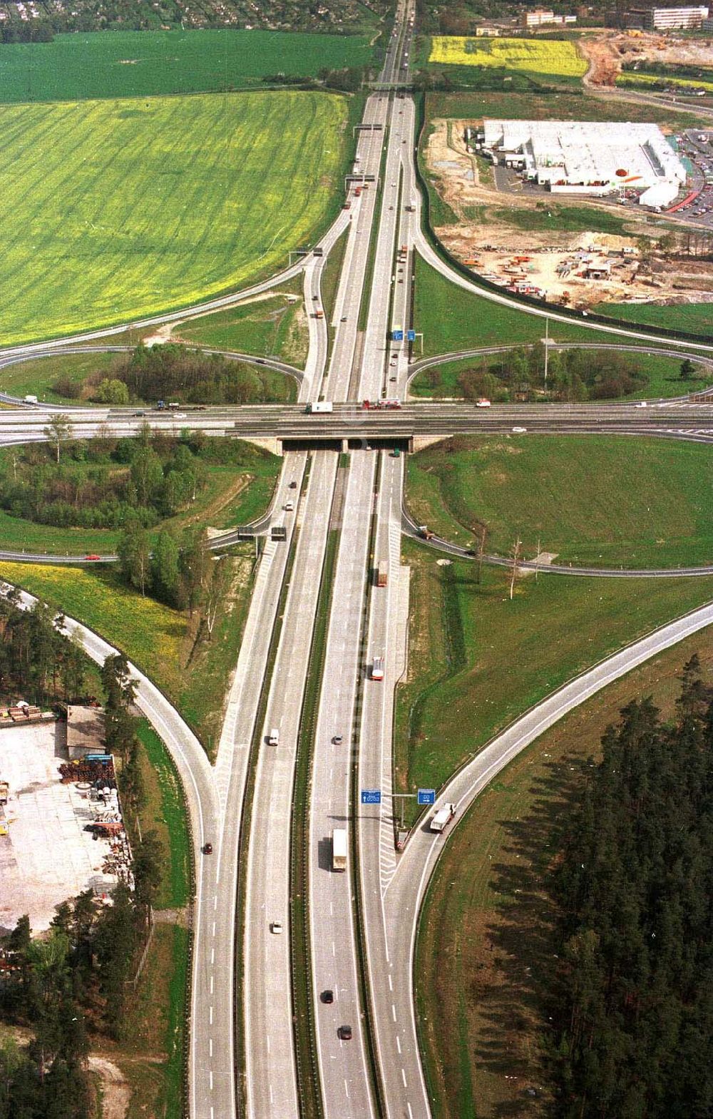 Hermsdorf / Gera von oben - Hermsdorfer Kreuz