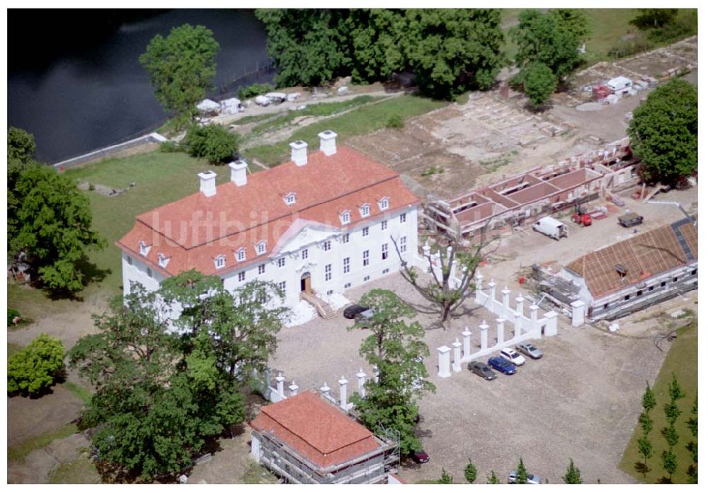 Luftaufnahme Meseberg / BRB - Herrichtung Schloß Meseburg zum Gästehaus der Bundesregierung