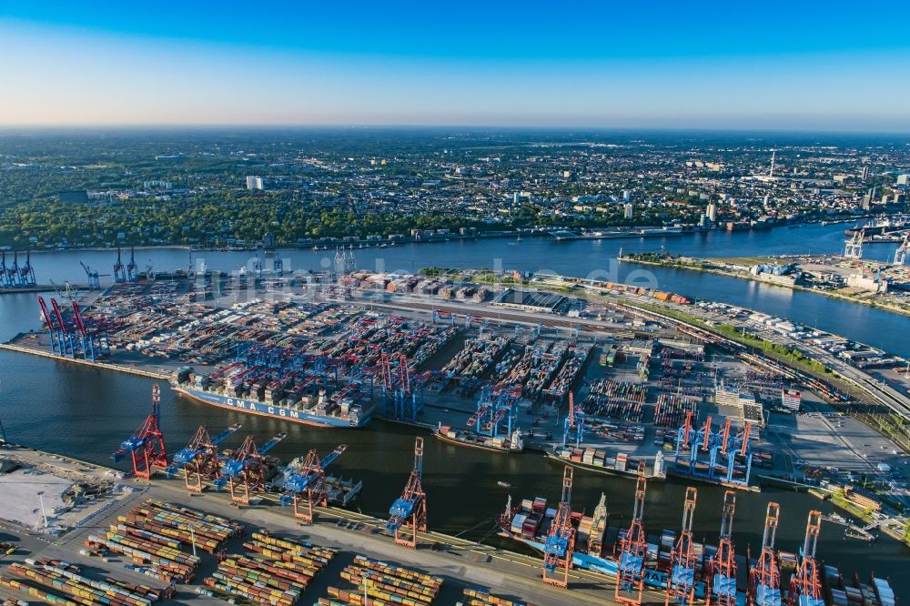 Hamburg aus der Vogelperspektive: HHLA Logistics Container Terminal Burchardkai am Hamburger Hafen in Hamburg