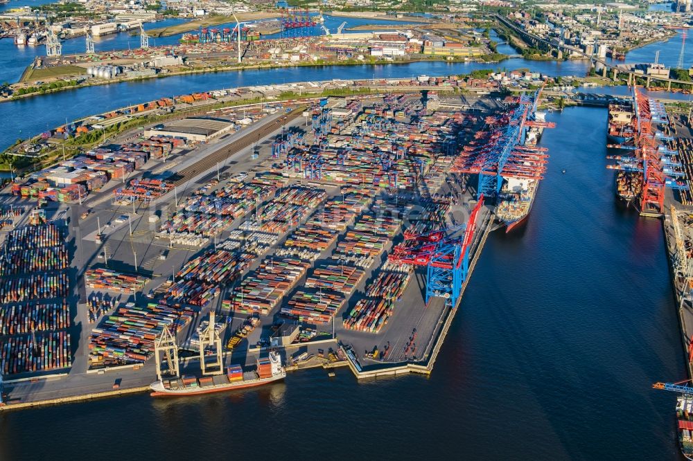 Hamburg aus der Vogelperspektive: HHLA Logistics Container Terminal Burchardkai am Hamburger Hafen in Hamburg