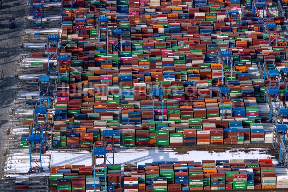 Luftaufnahme Hamburg - HHLA Logistics Container Terminal Burchhardkai am Hamburger Hafen / Waltershofer Hafen in Hamburg