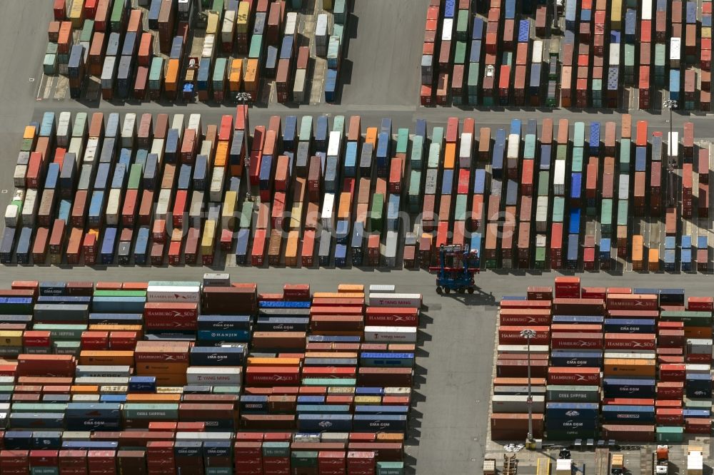 Hamburg aus der Vogelperspektive: HHLA Logistics Container Terminal Tollerort am Hamburger Hafen / Waltershofer Hafen in Hamburg