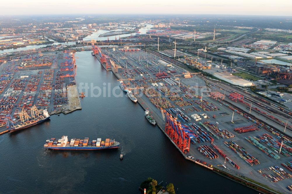 Luftbild Hamburg - HHLA Logistics Container Terminal Tollerort am Hamburger Hafen / Waltershofer Hafen in Hamburg