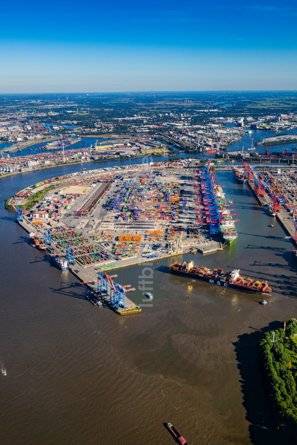 Hamburg aus der Vogelperspektive: HHLA Logistics Container Terminal am Waltershofer Hafen in Hamburg