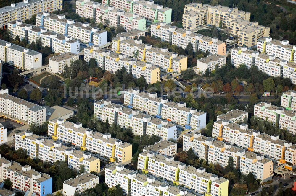 Berlin aus der Vogelperspektive: High-Deck-Siedlung in Berlin-Neukölln