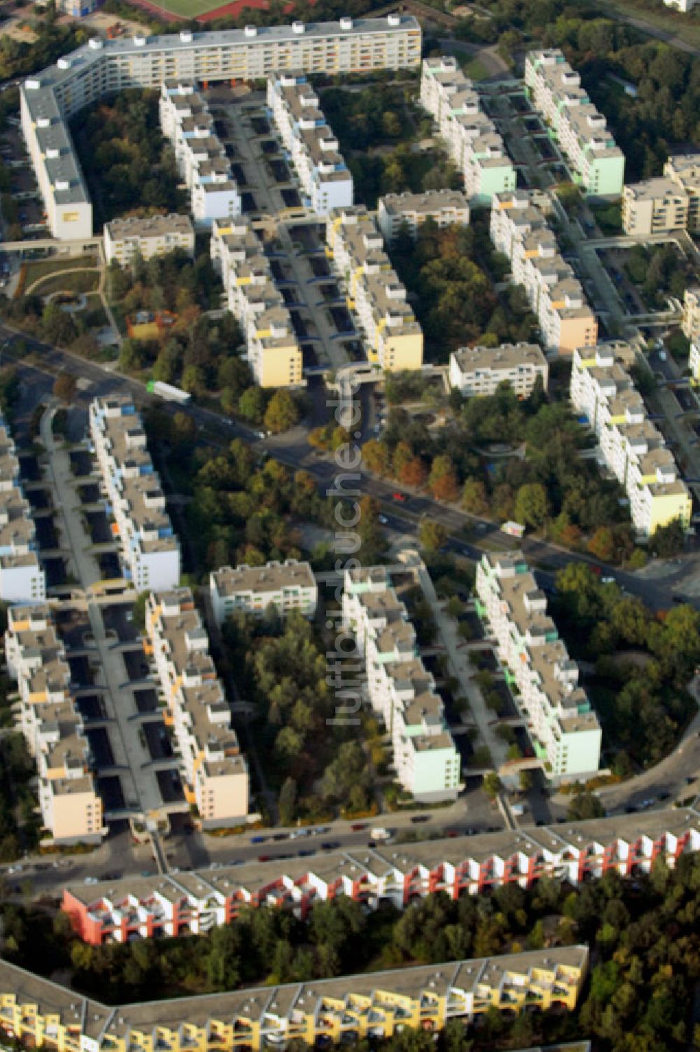 Berlin aus der Vogelperspektive: High-Deck-Siedlung in Berlin-Neukölln