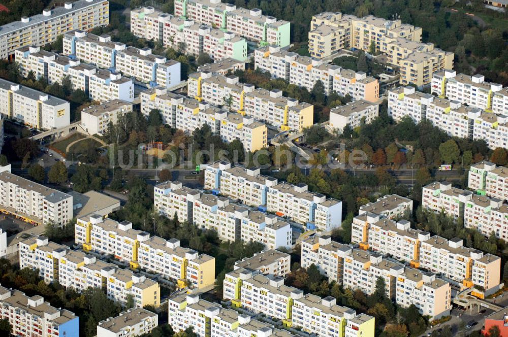 Berlin aus der Vogelperspektive: High-Deck-Siedlung in Berlin-Neukölln