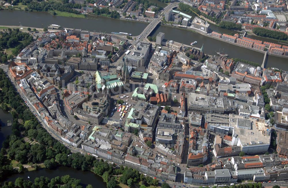 Bremen Aus Der Vogelperspektive Historische Altstadt Mit Dom Und Rathaus Zu Bremen