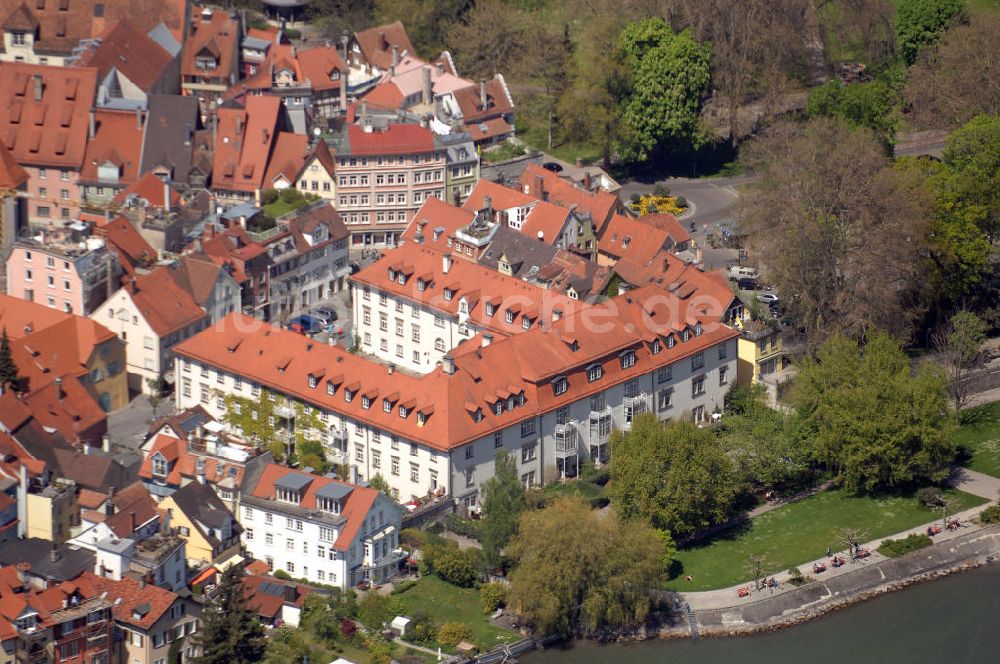 Lindau aus der Vogelperspektive: Historische Kaserne Maxhof in der Fischergasse auf der Lindau Insel