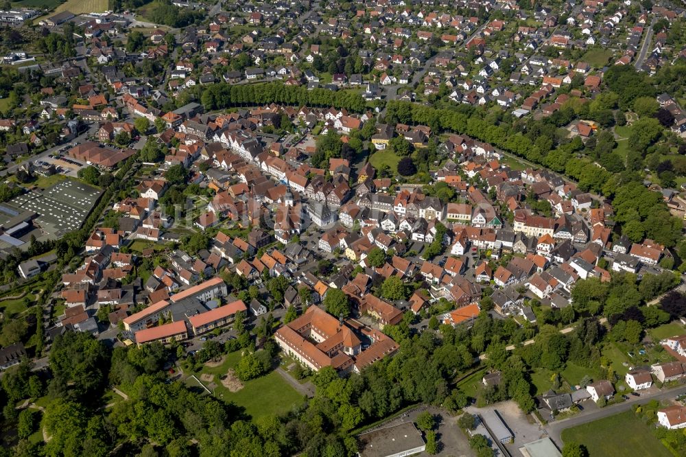 Rietberg von oben - Historischer Stadtkern von Rietberg im Bundesland Nordrhein-Westfalen