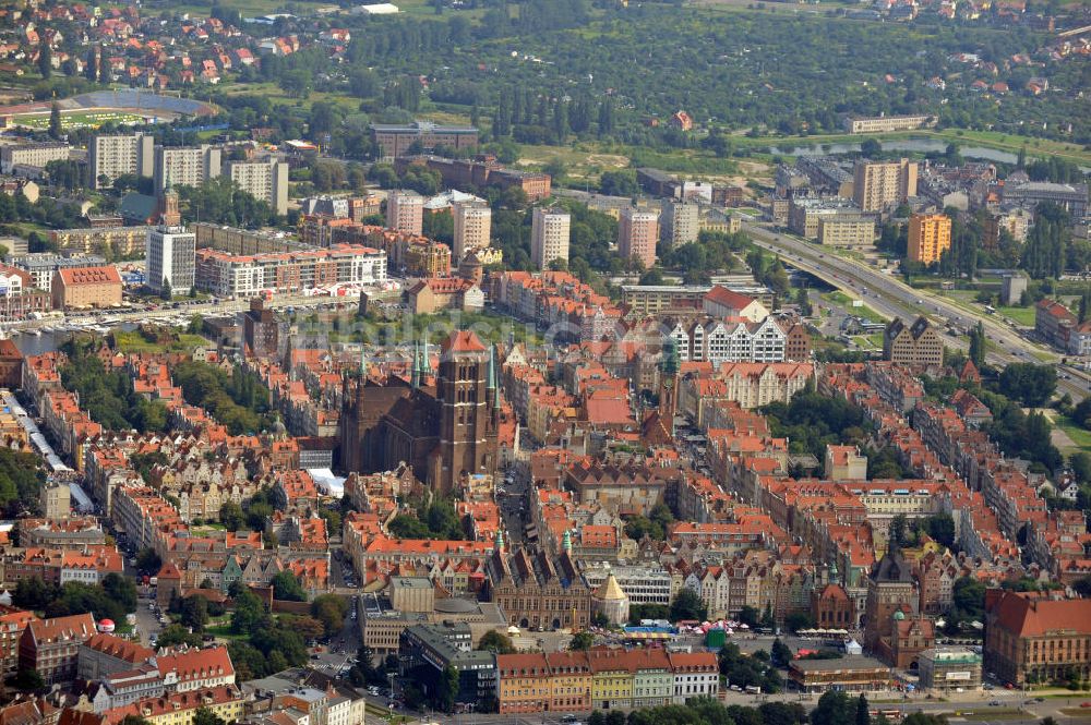 Danzig / Gdansk aus der Vogelperspektive: Historischer Stadtteil Rechtstadt in Danzig, Polen