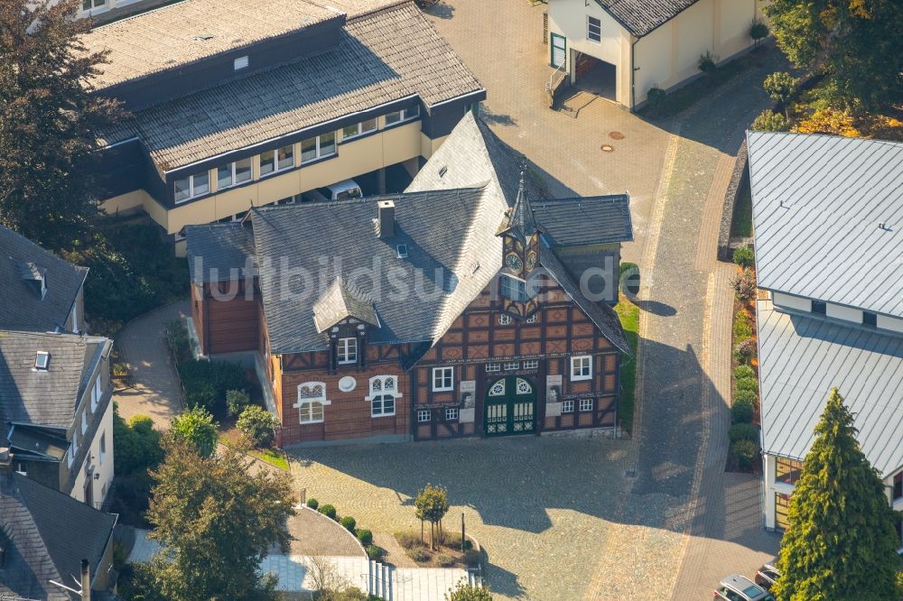 Olsberg von oben - Historisches Fachwerkhaus in Olsberg im Bundesland Nordrhein-Westfalen, Deutschland