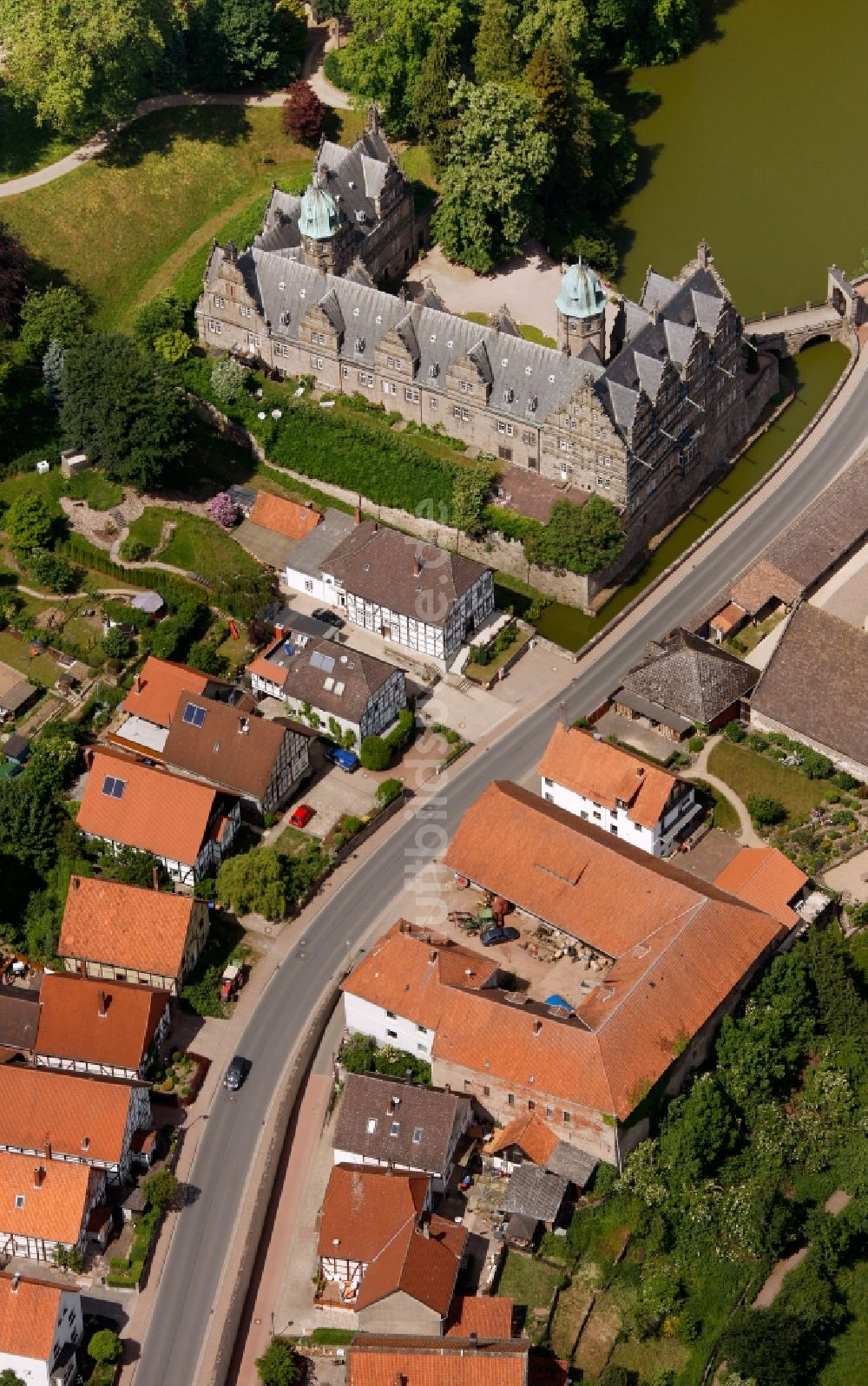 Emmerthal aus der Vogelperspektive: Hämelschenburg in Emmerthal im Bundesland Niedersachsen