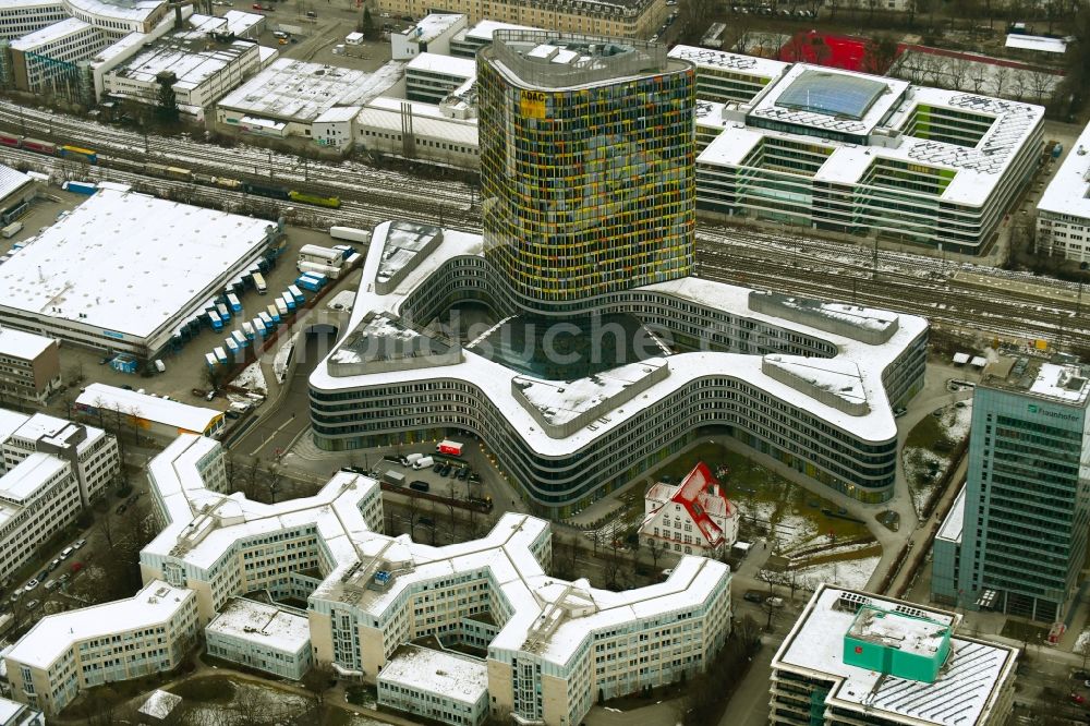 München aus der Vogelperspektive: Hochhaus- Ensemble ADAC Zentrale im Ortsteil Sendling-Westpark in München im Bundesland Bayern, Deutschland