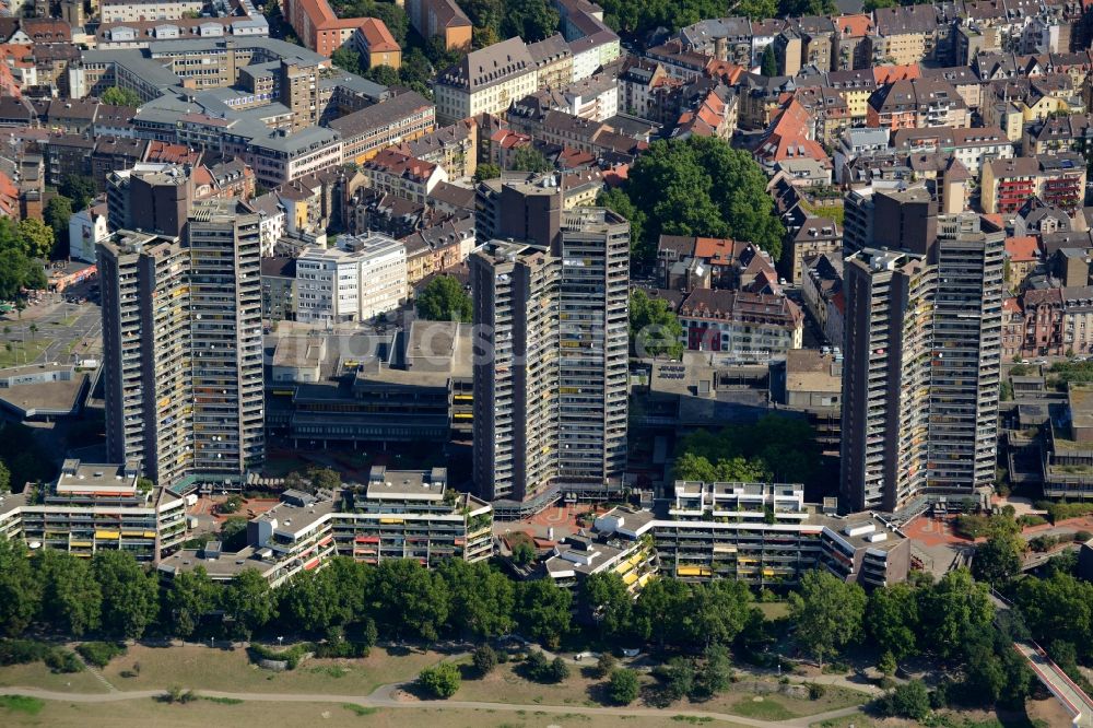 Mannheim von oben - Hochhaus- Ensemble der Neckarpromenade in Mannheim im Bundesland Baden-Württemberg