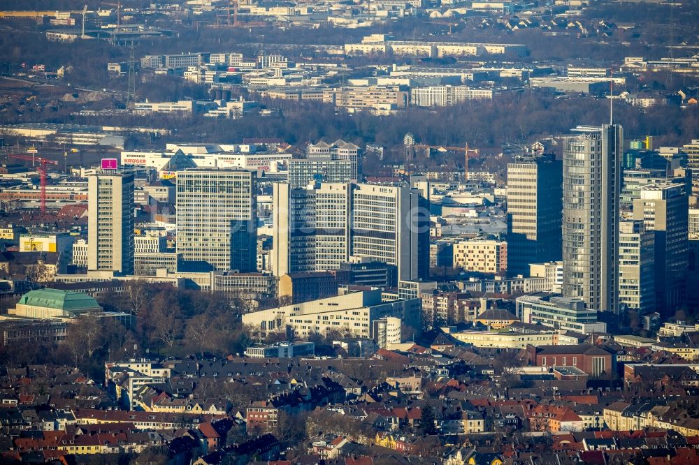 Essen aus der Vogelperspektive: Hochhaus- Ensemble im Ortsteil Stadtkern in Essen im Bundesland Nordrhein-Westfalen, Deutschland