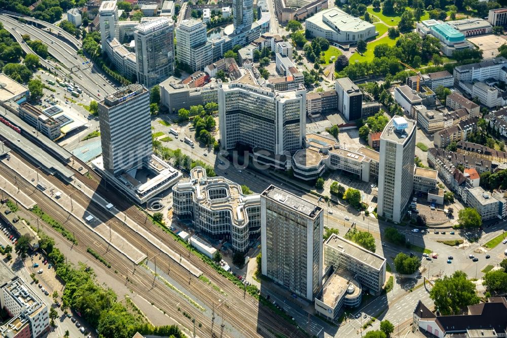 Luftbild Essen - Hochhaus- Ensemble der Schenker Zentrale am Postturm der Postbank in Essen im Bundesland Nordrhein-Westfalen