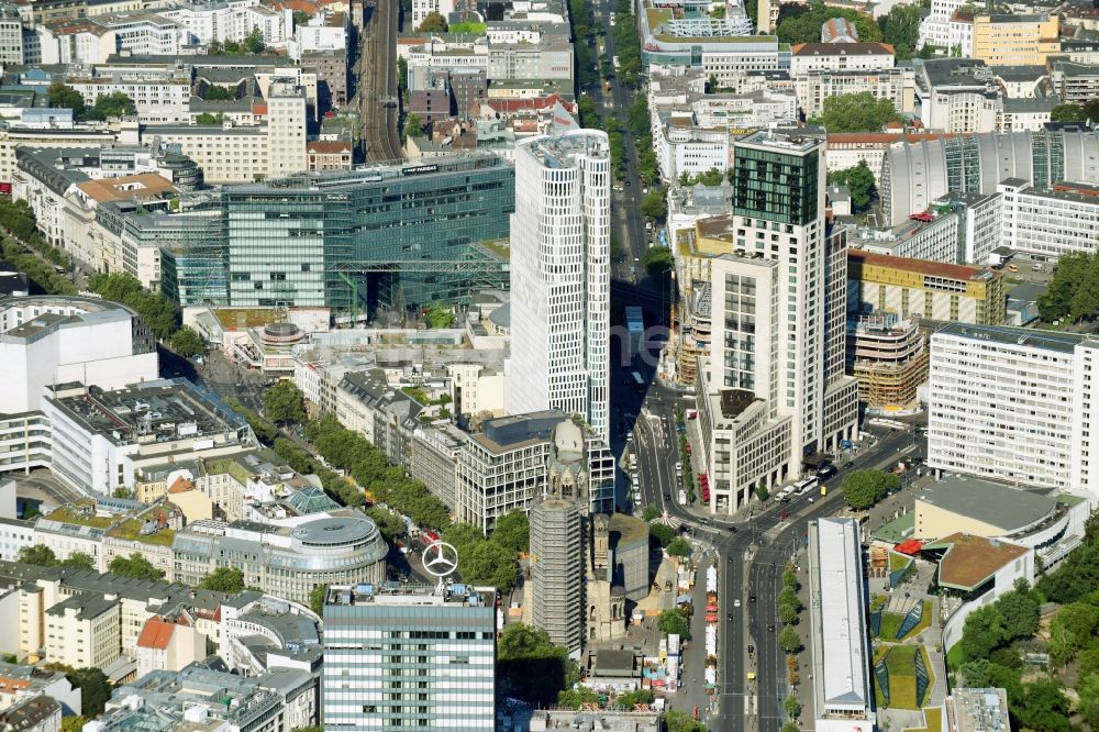 Luftaufnahme Berlin - Hochhaus- Ensemble der Zoofenster und Neubau Upper West an der Joachimsthaler Straße - Hardenbergstraße im Ortsteil Bezirk Charlottenburg in Berlin, Deutschland