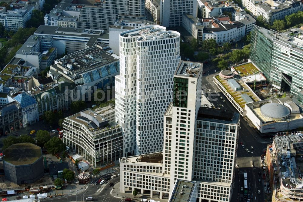 Berlin aus der Vogelperspektive: Hochhaus- Ensemble der Zoofenster und Neubau Upper West an der Joachimsthaler Straße - Hardenbergstraße im Ortsteil Bezirk Charlottenburg in Berlin, Deutschland