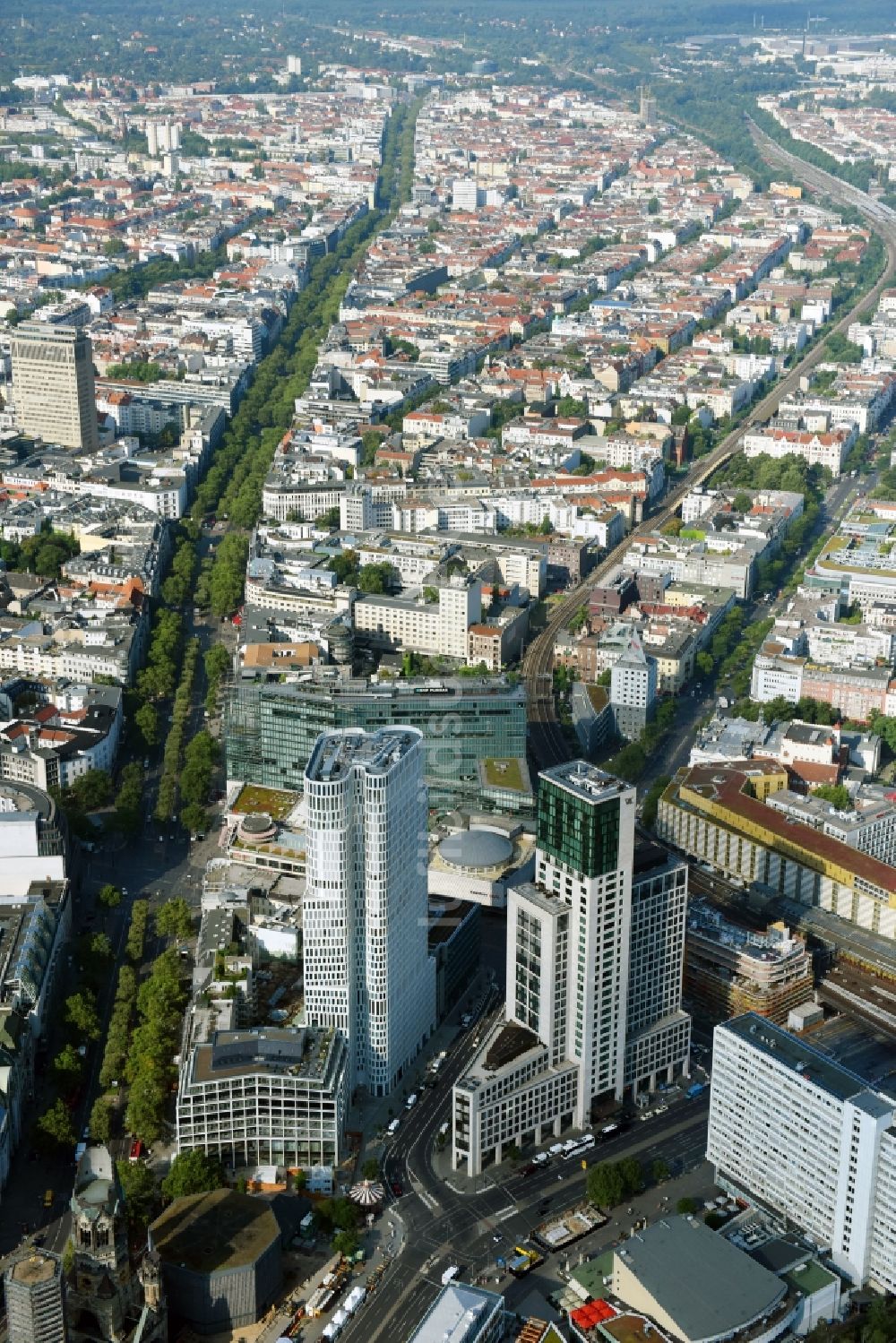 Berlin von oben - Hochhaus- Ensemble der Zoofenster und Neubau Upper West an der Joachimsthaler Straße - Hardenbergstraße im Ortsteil Bezirk Charlottenburg in Berlin, Deutschland