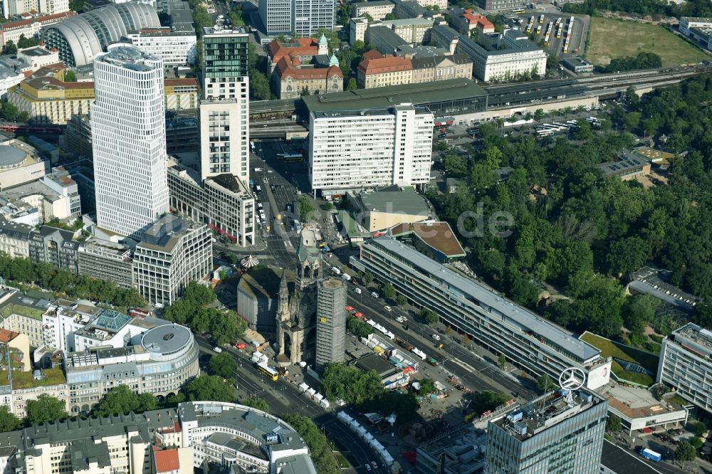 Berlin von oben - Hochhaus- Ensemble der Zoofenster und Neubau Upper West an der Joachimsthaler Straße - Hardenbergstraße im Ortsteil Bezirk Charlottenburg in Berlin, Deutschland