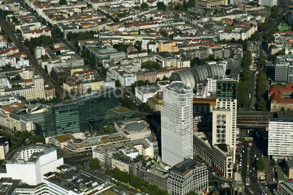 Luftbild Berlin - Hochhaus- Ensemble der Zoofenster und Neubau Upper West an der Joachimsthaler Straße - Hardenbergstraße im Ortsteil Bezirk Charlottenburg in Berlin, Deutschland