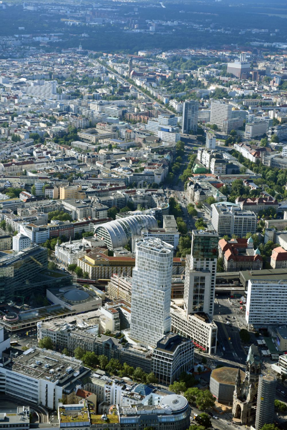 Berlin von oben - Hochhaus- Ensemble der Zoofenster und Neubau Upper West an der Joachimsthaler Straße - Hardenbergstraße im Ortsteil Bezirk Charlottenburg in Berlin, Deutschland