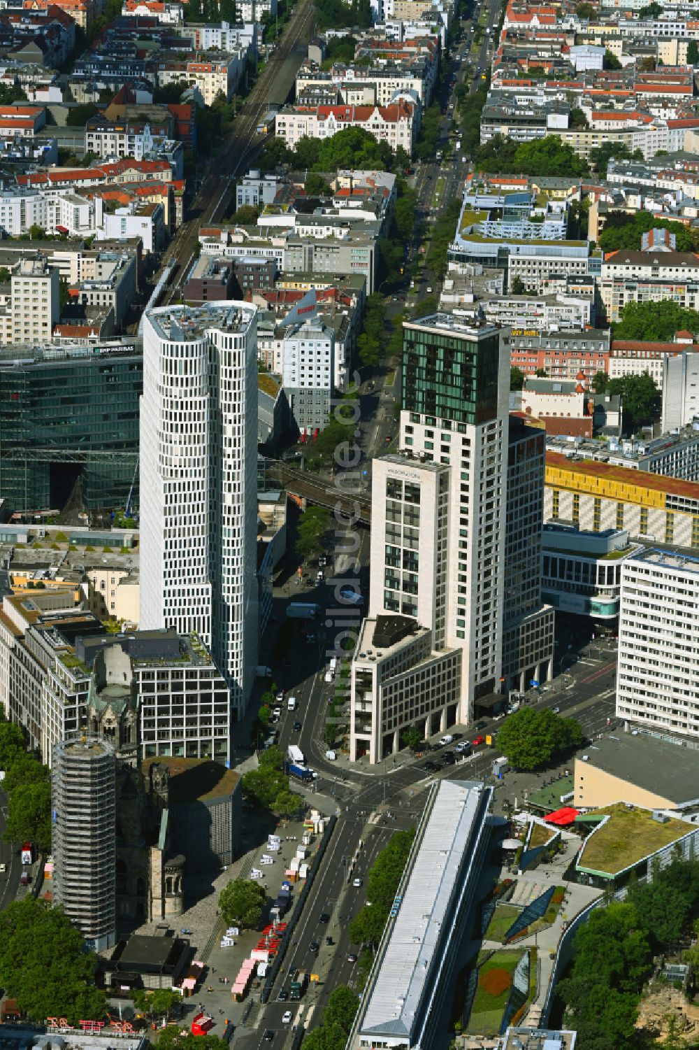 Luftaufnahme Berlin - Hochhaus- Ensemble der Zoofenster und Neubau Upper West im Ortsteil Bezirk Charlottenburg in Berlin, Deutschland