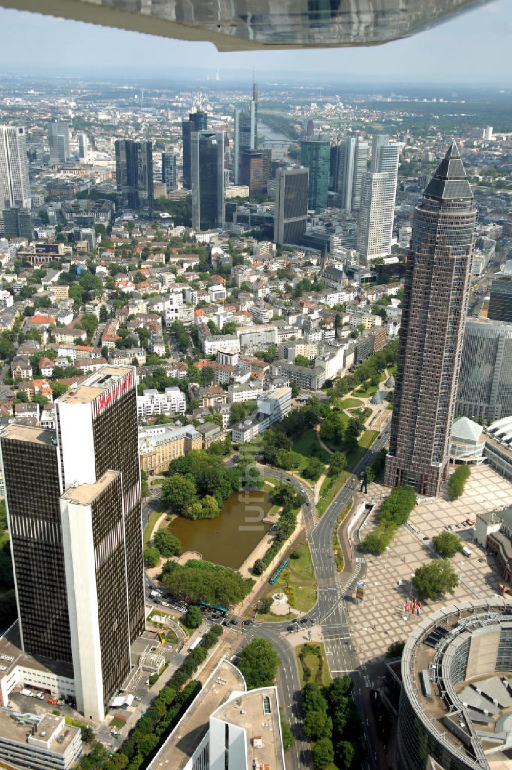 Luftaufnahme Frankfurt am Main - Hochhaus des Frankfurter Marriott Hotel in Frankfurt / Main